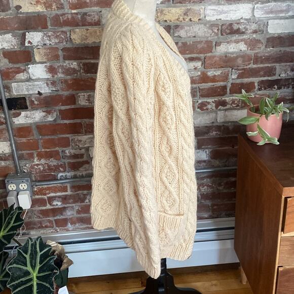 Vintage virgin wool made on Italy knit cardigan Filene’s vintage size XL - Picture 4 of 9